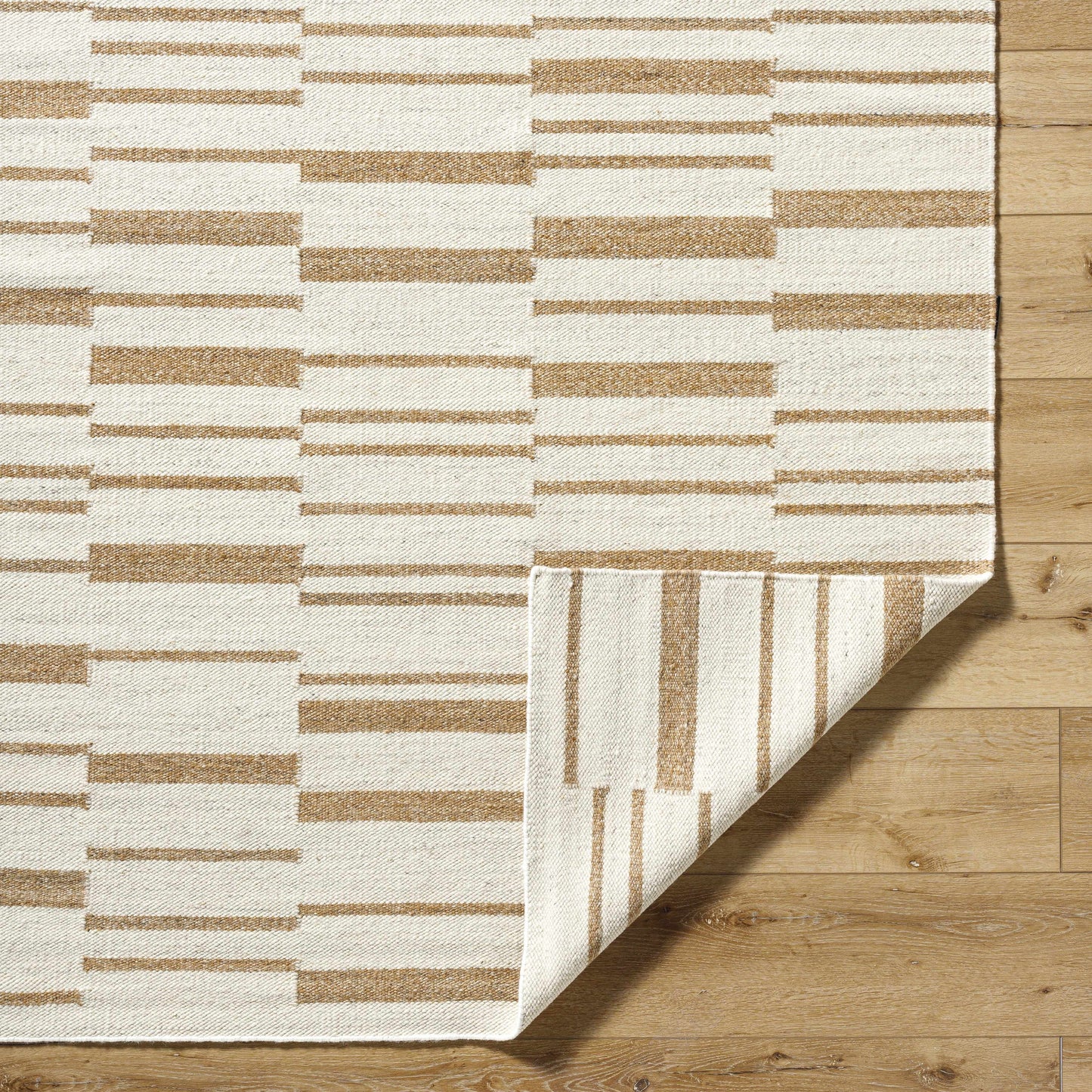 Modern Geometric Area Rug - Elegant Living Room or Bedroom Decor