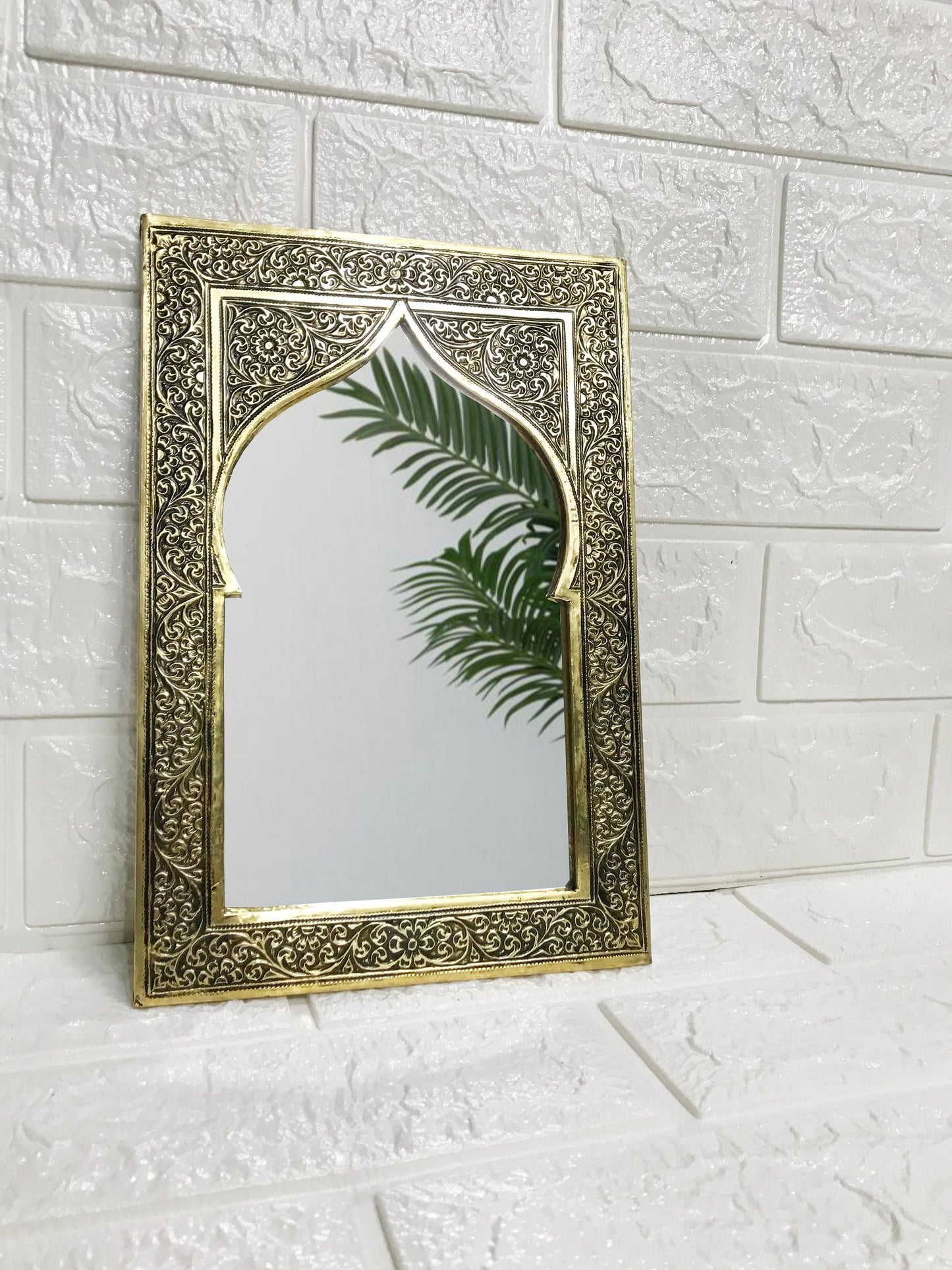 Miroir marocain sculpté à la main - Miroir en laiton antique