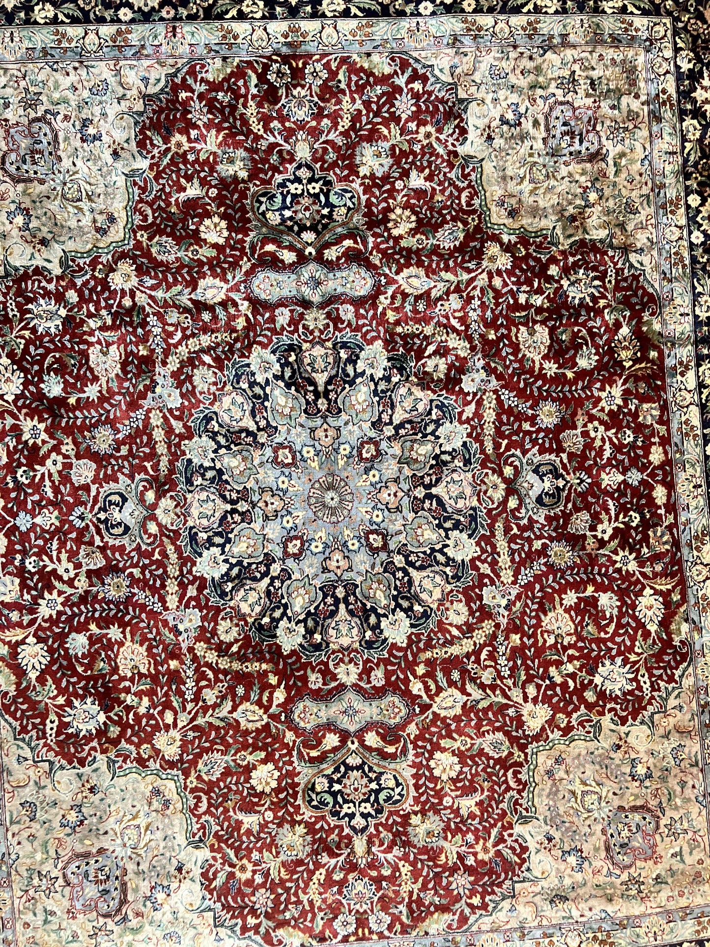 Persian Rug 8x10 Hand Knotted Wool Vintage Carpet Dome Medallion Floral Design