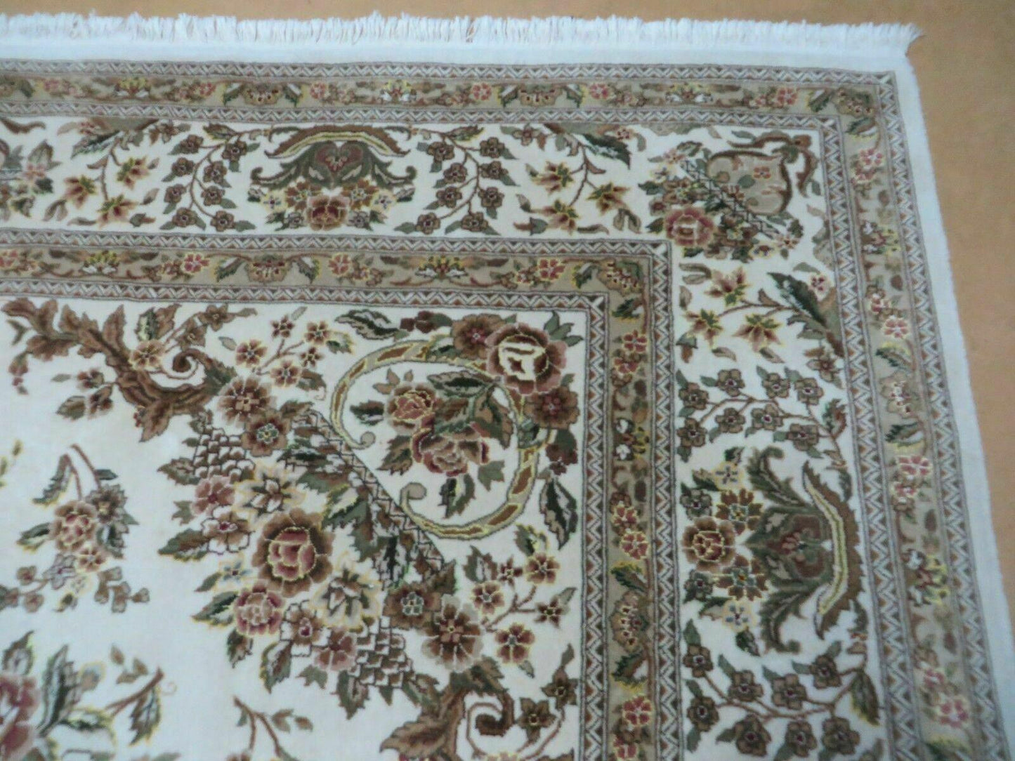 Handmade Chinese Floral Wool Silk Oriental Rug 8 By 10 Ivory Accent