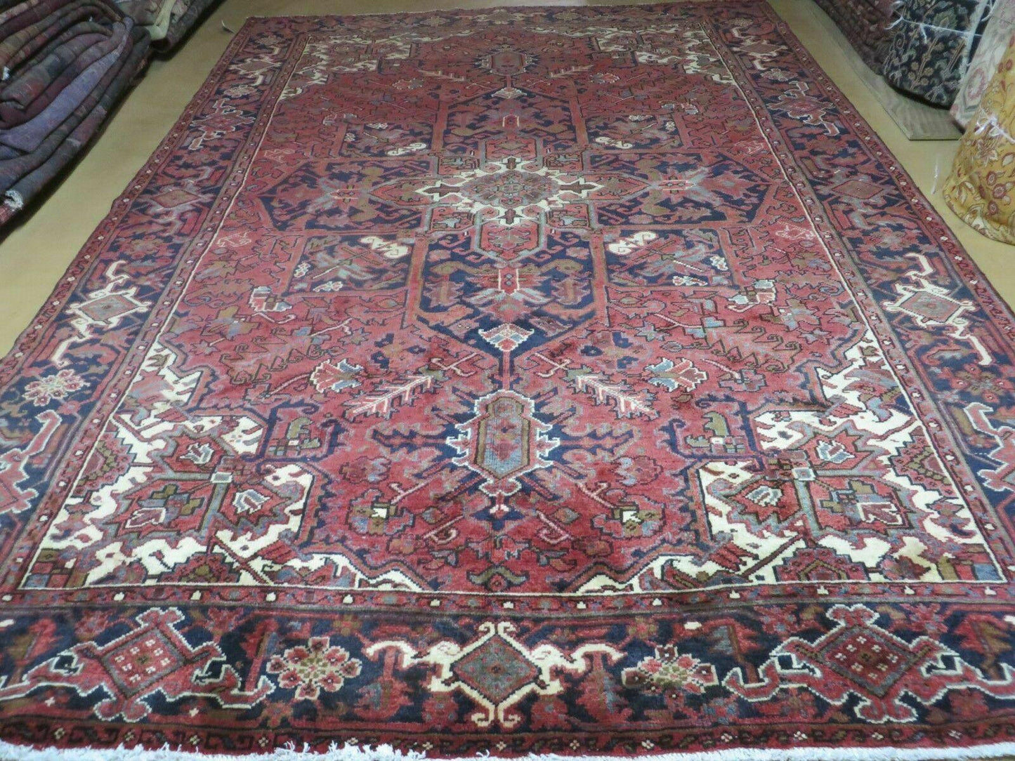 Persian Heriz Rug 8x11 Hand Knotted Wool Geometric Medallion Vintage