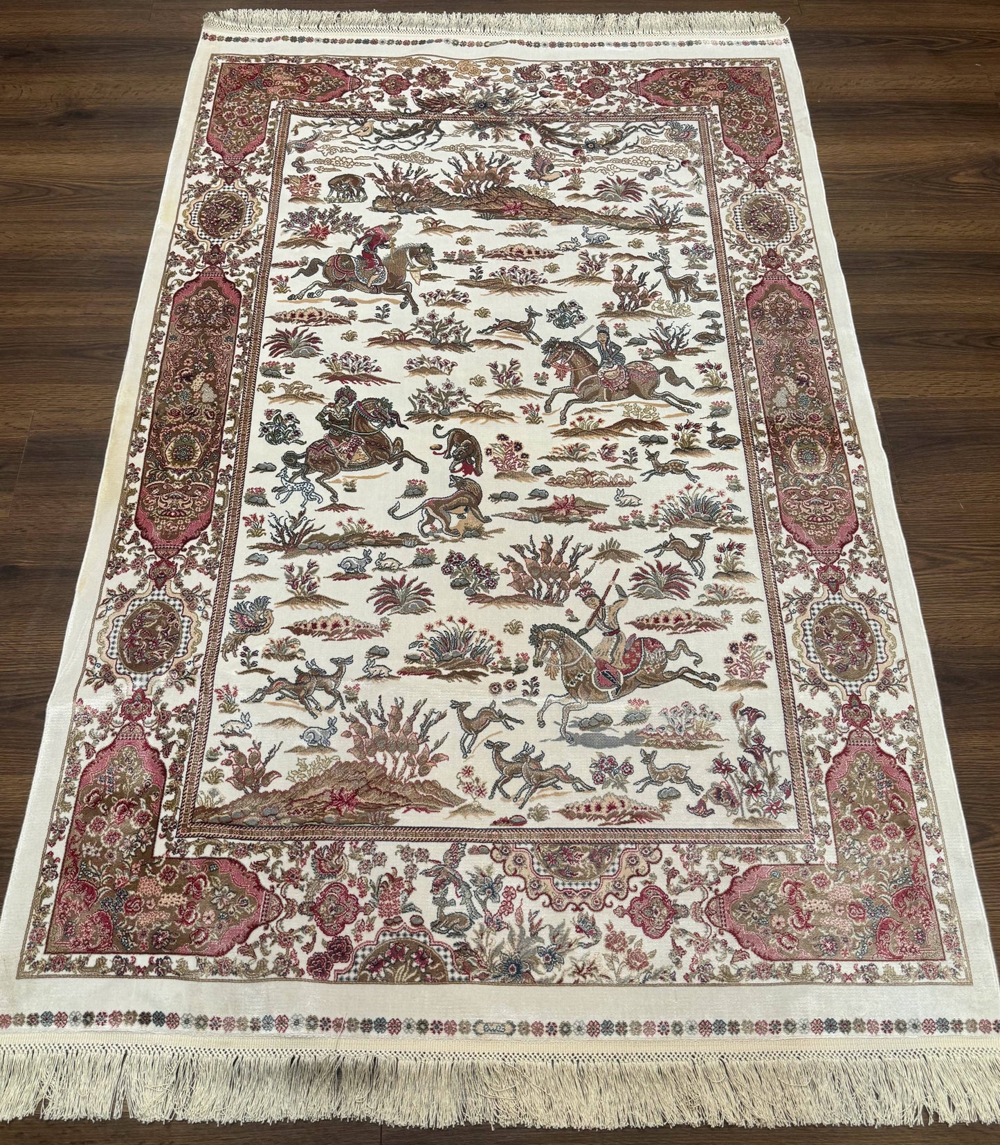 Turkish Silk Hunting Scene Rug 4x6 Ivory Bamboo Silk Contemporary Area Rug