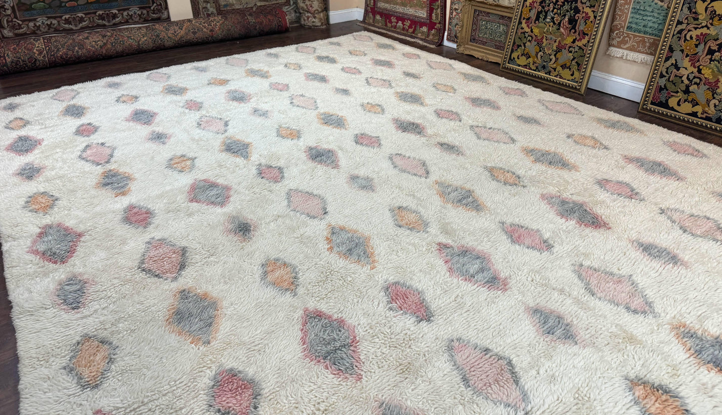 Large Modern Contemporary Indian Shag Rug 11x14, Ivory, Handmade Wool Carpet