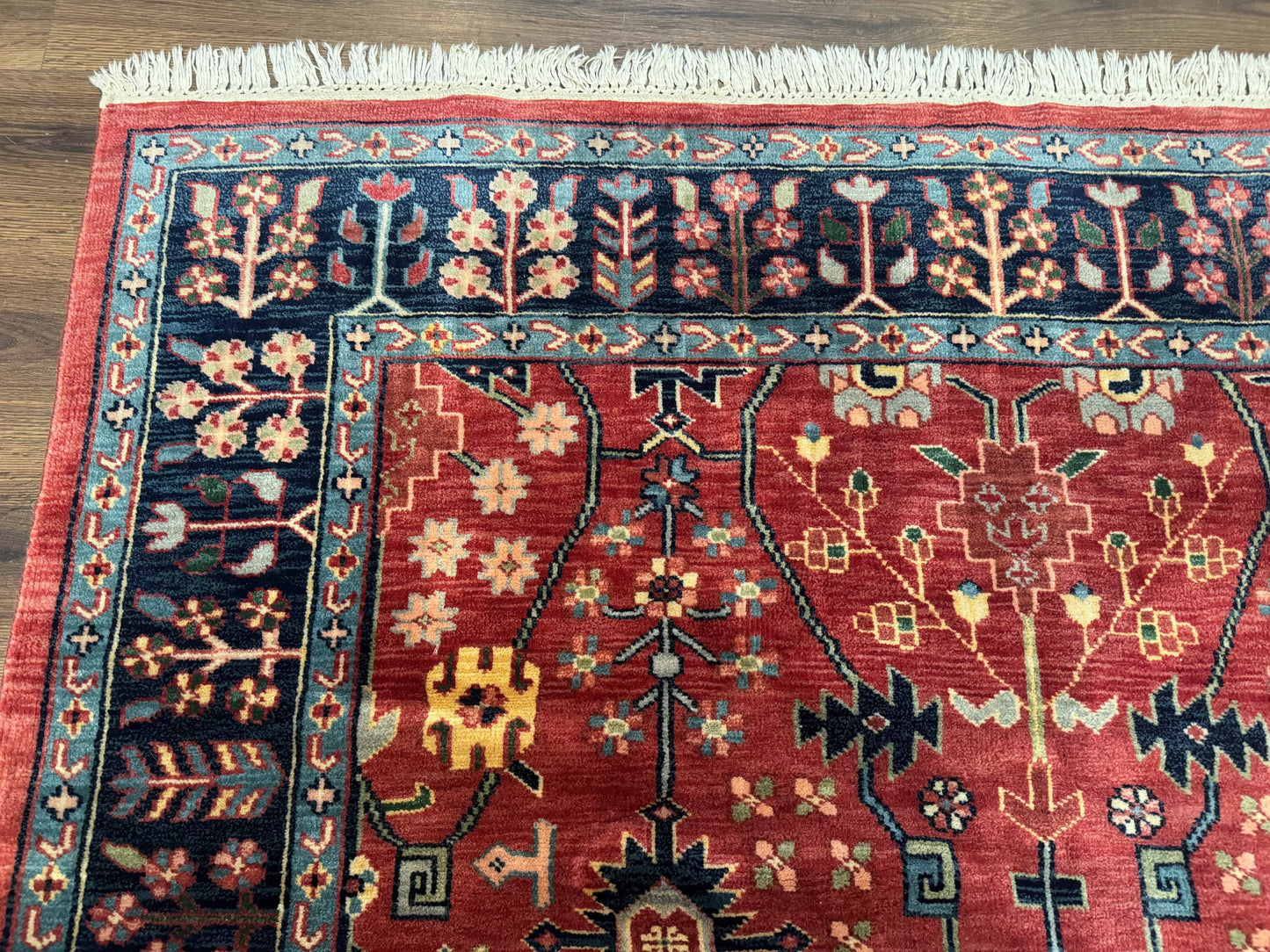Indo Persian Heriz Serapi Rug 6x8 Handmade Wool Allover Pattern In Rust Red And Navy Blue