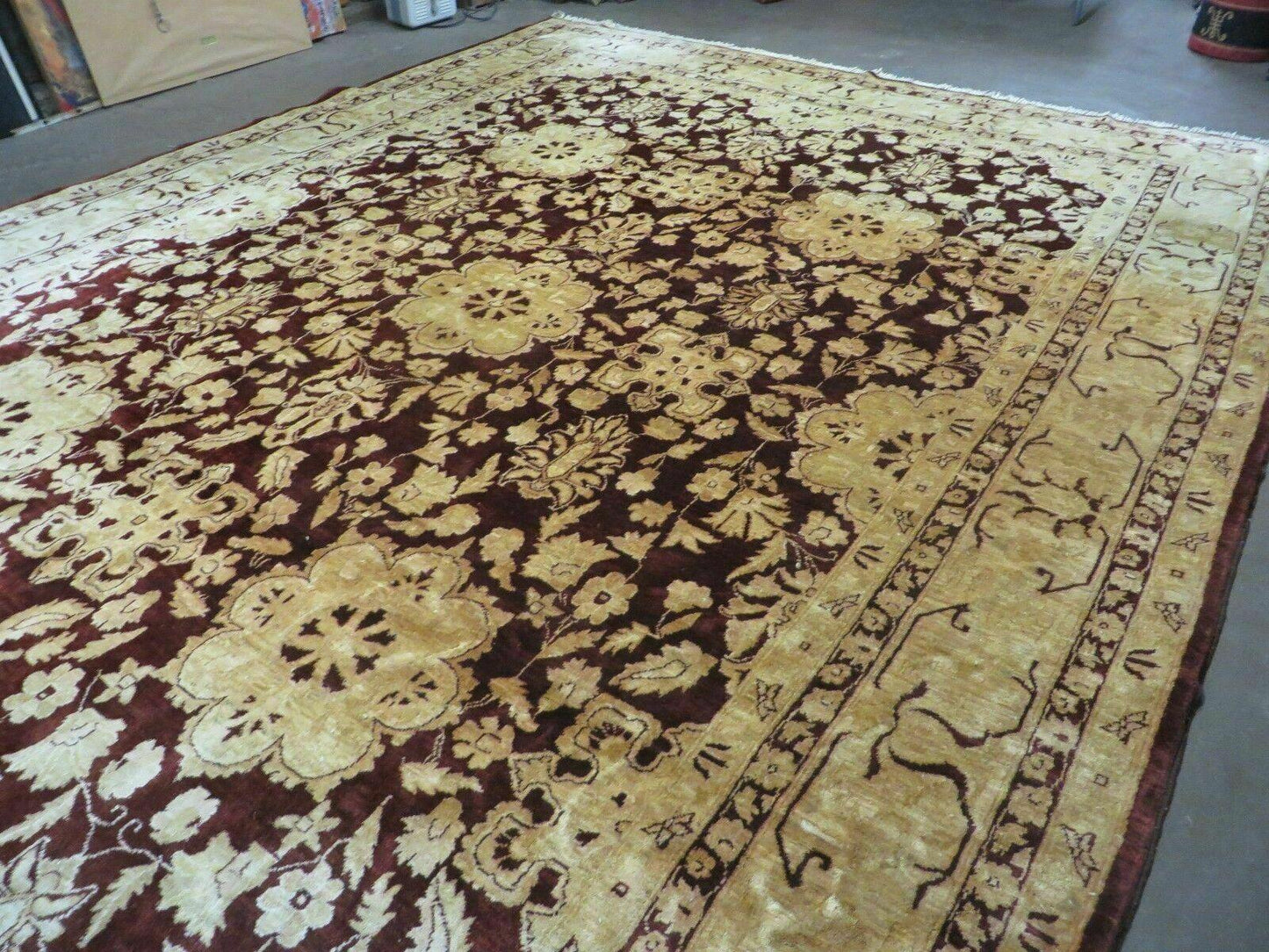 10' X 15' Hand Made Pakistan Wool on Cotton Rug Peshawar # 200A