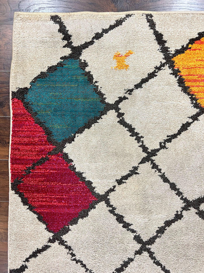 Panel Design Rug 5 x 7.6, Ivory/Beige & Multicolor