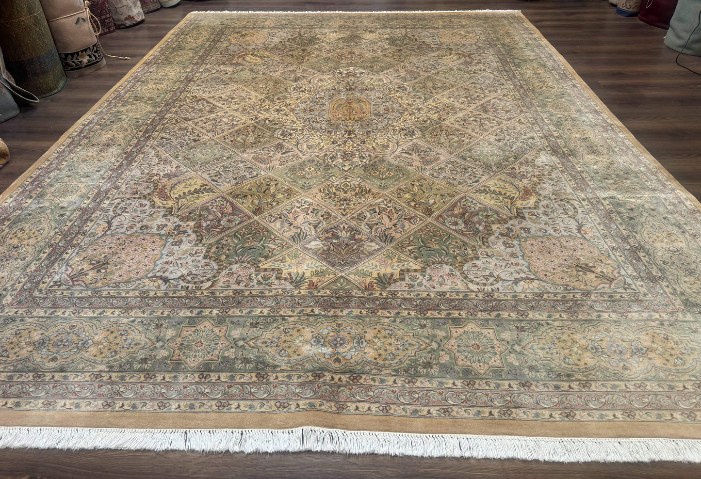 Pak Persian Rug 9x12 Hand Knotted Wool Diamond Panel Design