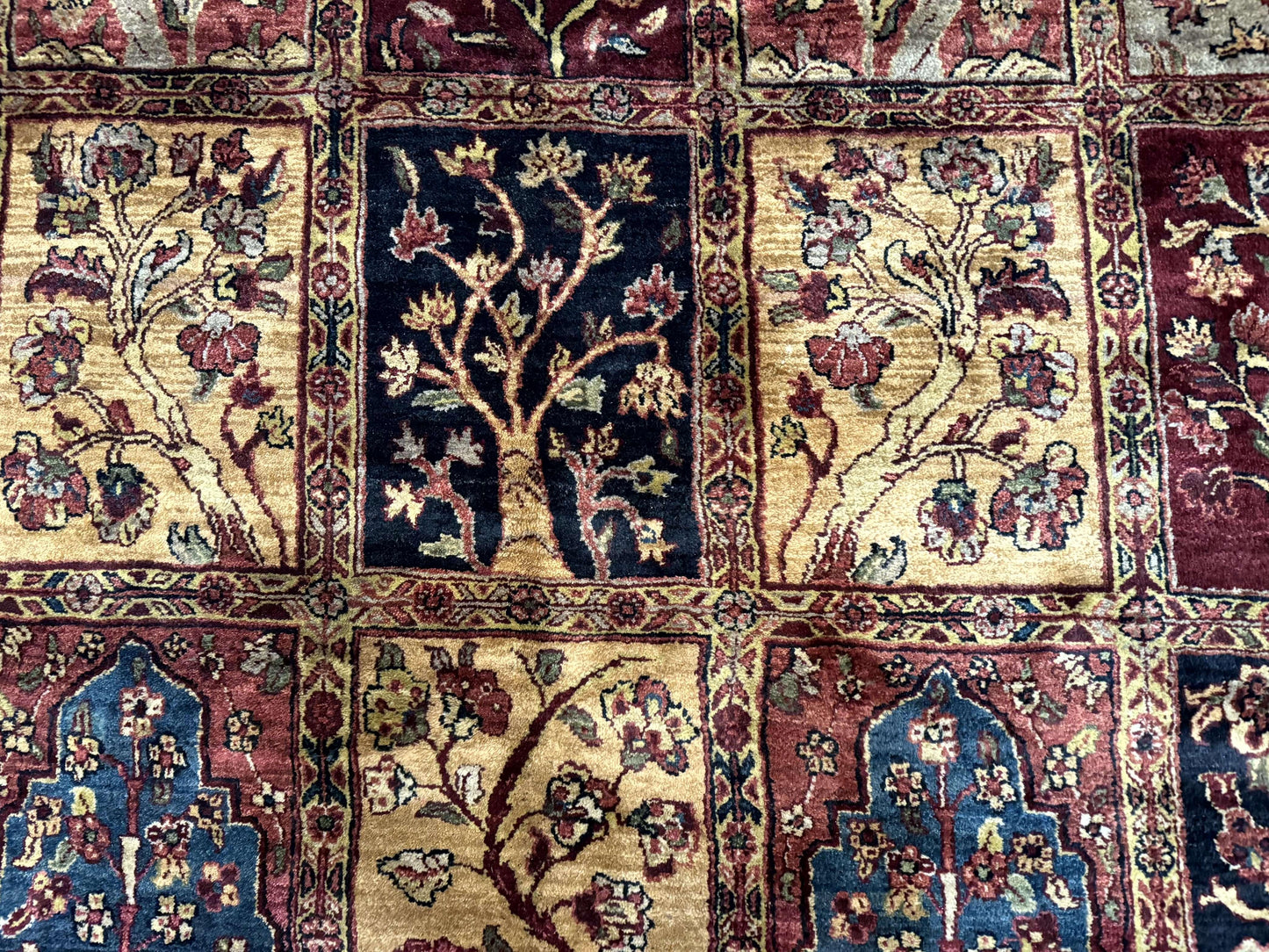 Indo Persian Rug 9x12, Bakhtiari Panel Design, Multicolor, Soft Wool Pile