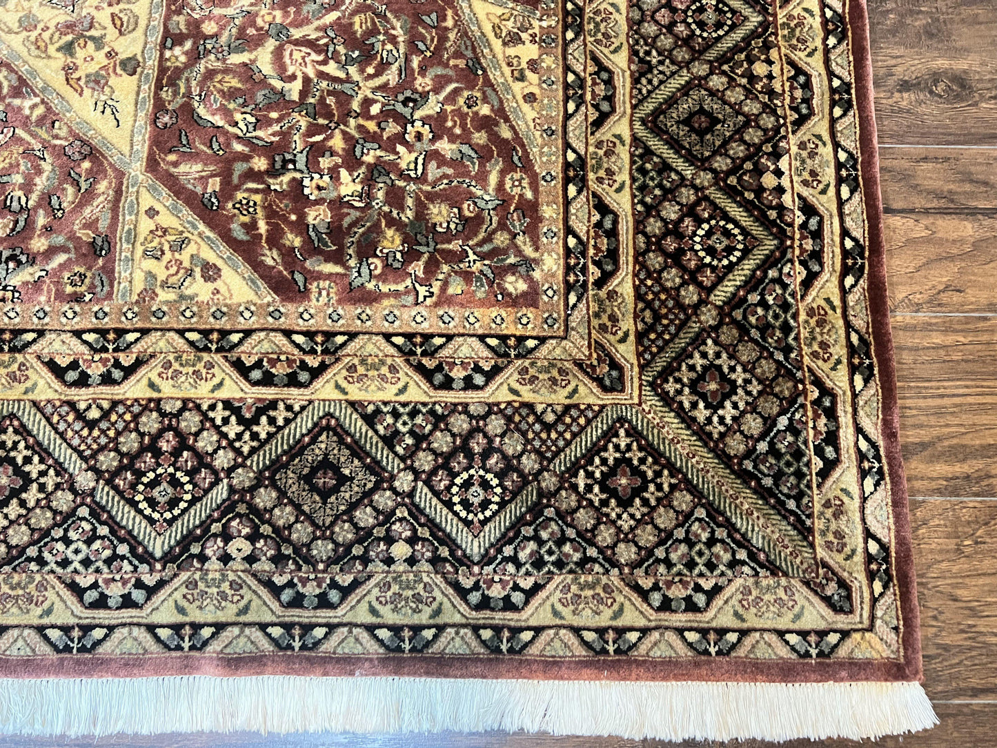 Indo Persian Rug 8x10, Dome Design, 210 KPSI, Handmade Vintage Wool Rug