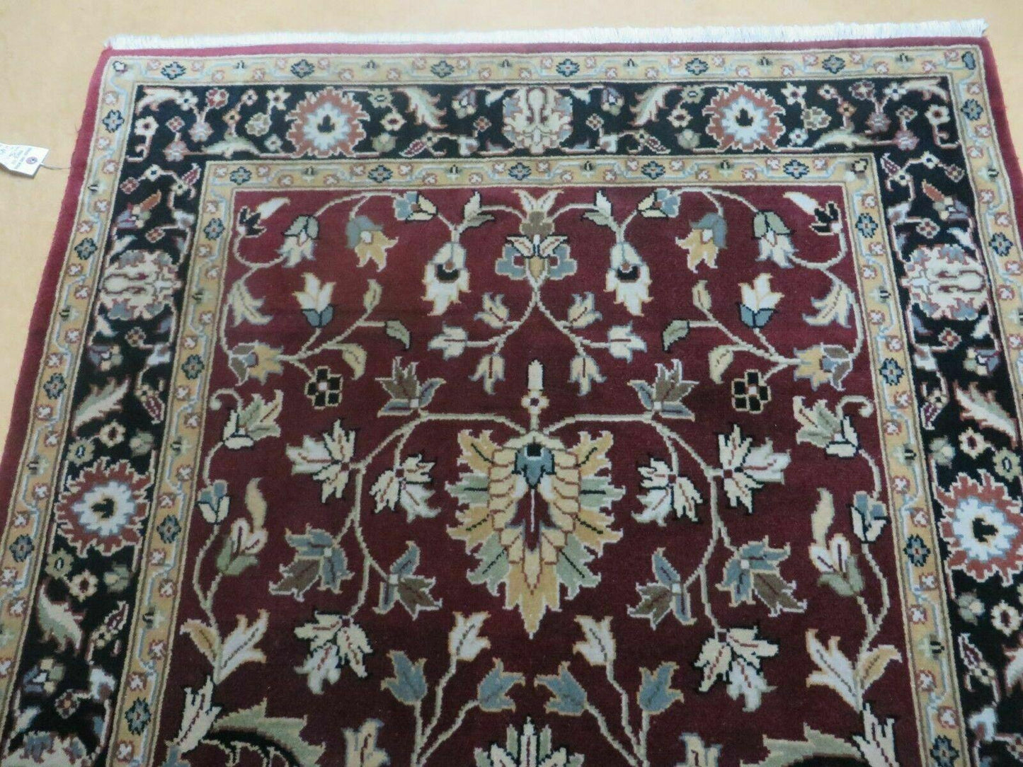 Handmade Wool Rug Indian Agra Pattern Hand Knotted 4x6 Vintage 1970s