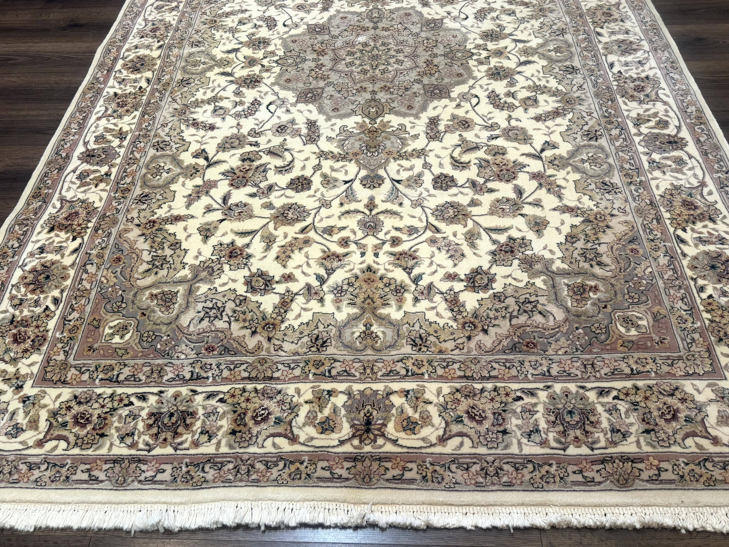 Sino Persian Rug 6x9 Floral Medallion Ivory And Taupe Wool Silk Highlights