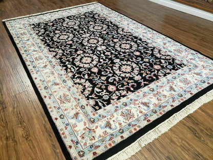 Handmade Indian Agra Wool Rug 6x9 With Vegetable Dyes Black Floral Pattern