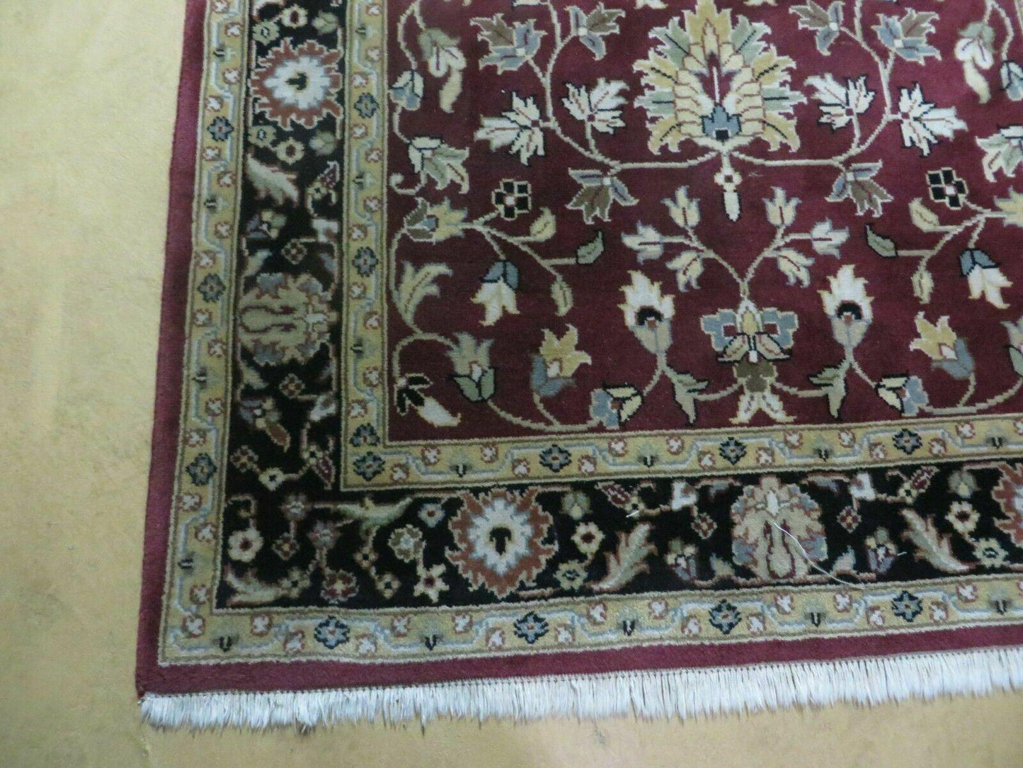 Handmade Wool Rug Indian Agra Pattern Hand Knotted 4x6 Vintage 1970s