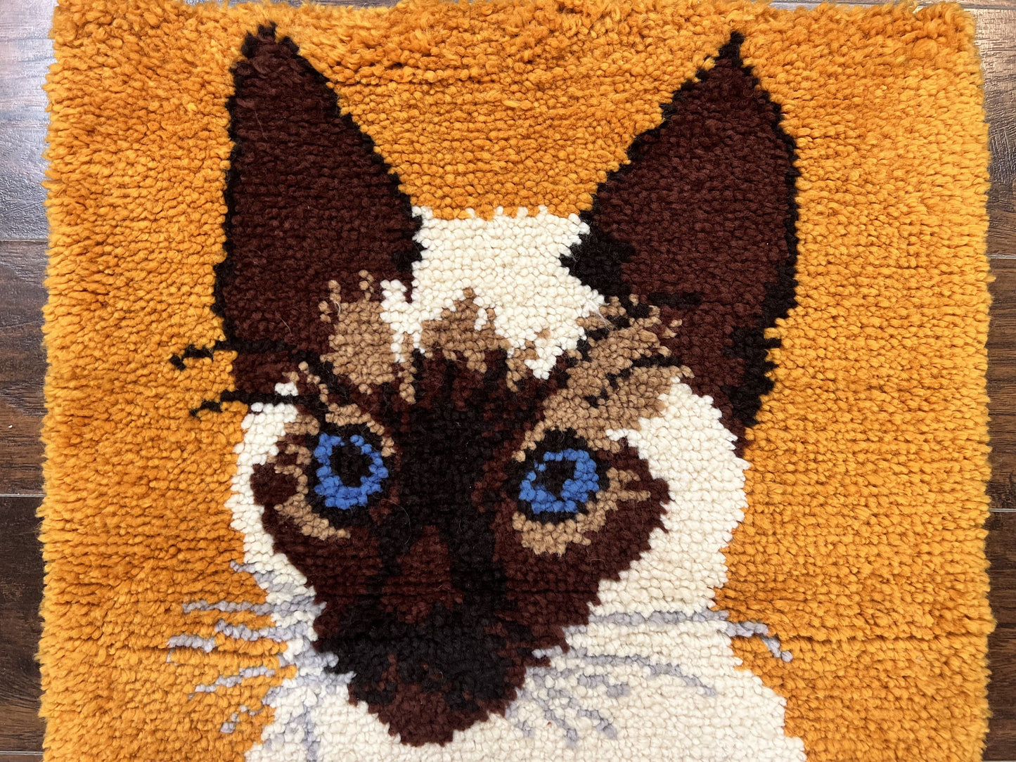 Small Shag Rug with Siamese Cat Pictorial, 2x3 ft Rug, Wool, Vintage, Danish Rya Shag Rug, Orange