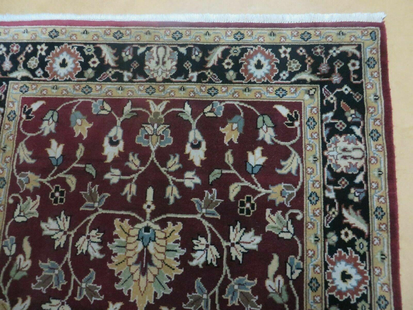 Handmade Wool Rug Indian Agra Pattern Hand Knotted 4x6 Vintage 1970s
