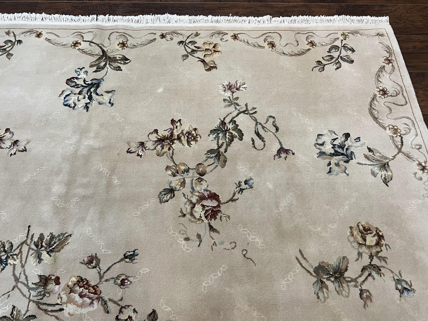 Handmade Chinese Aubusson Wool and Silk Rug 8x10 Vintage Beige Floral European Design