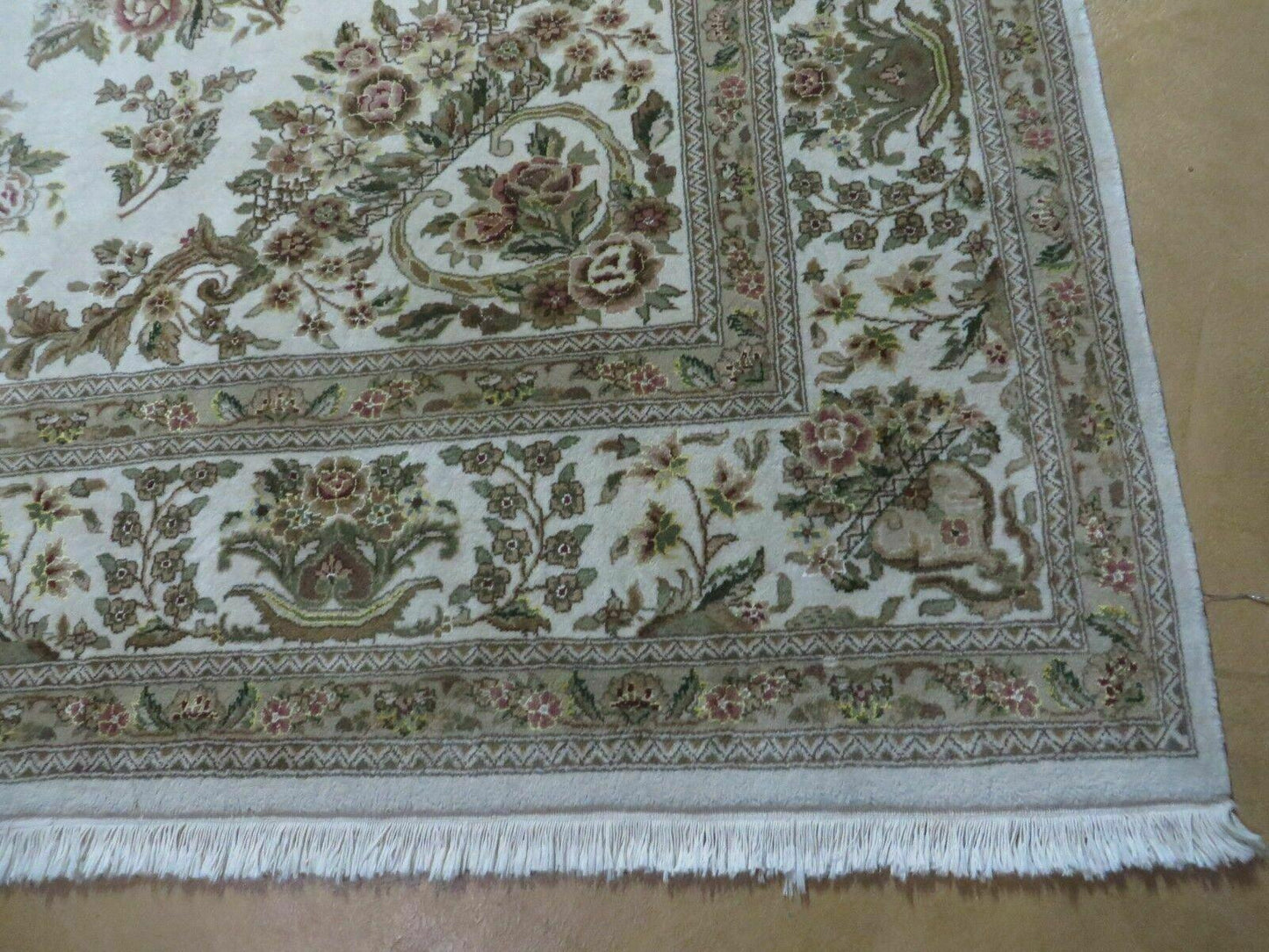 Handmade Chinese Floral Wool Silk Oriental Rug 8 By 10 Ivory Accent
