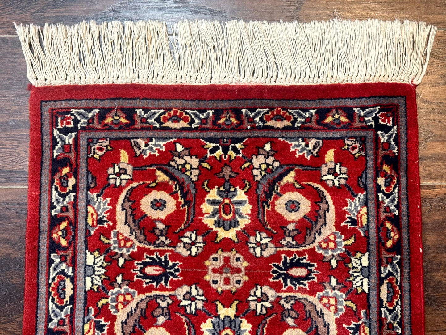 Persian Handmade Wool Rug Small Pak Red Traditional Area Rug