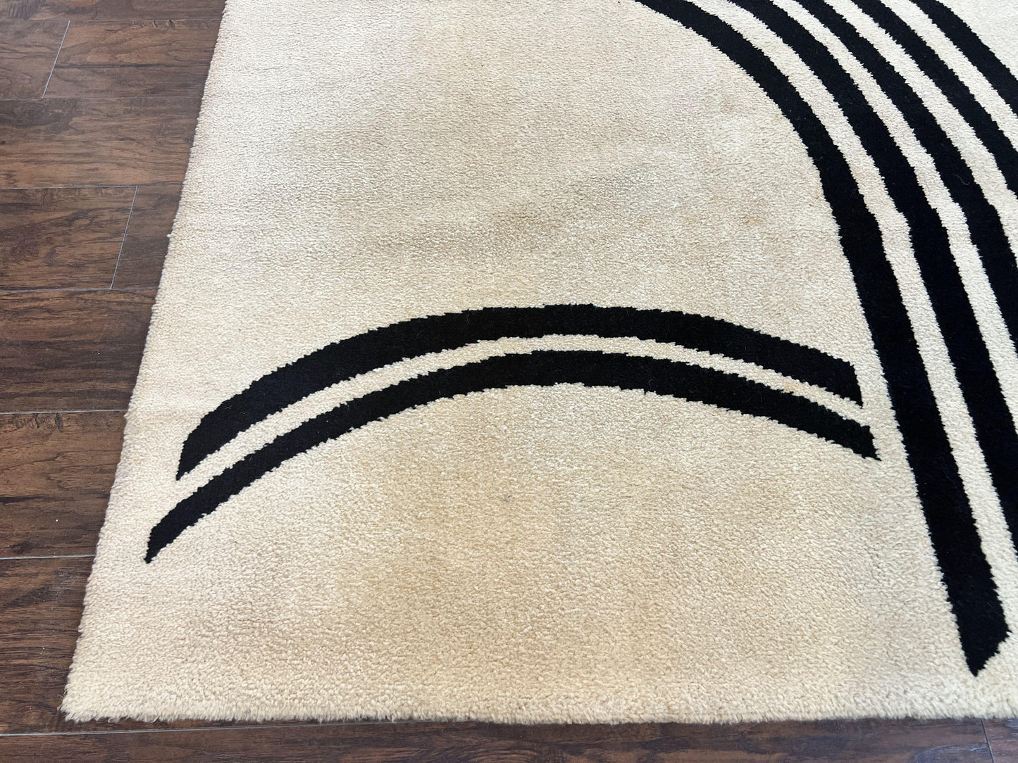 Modern Rug 6x9 Cream and Black Abstract Pattern Wool Area Rug