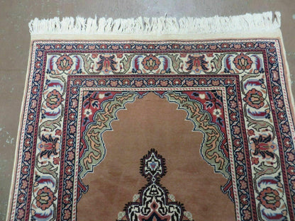 Turkish Kayseri Wool And Cotton Rug Hand Made Vintage 34x51 Floral Medallion
