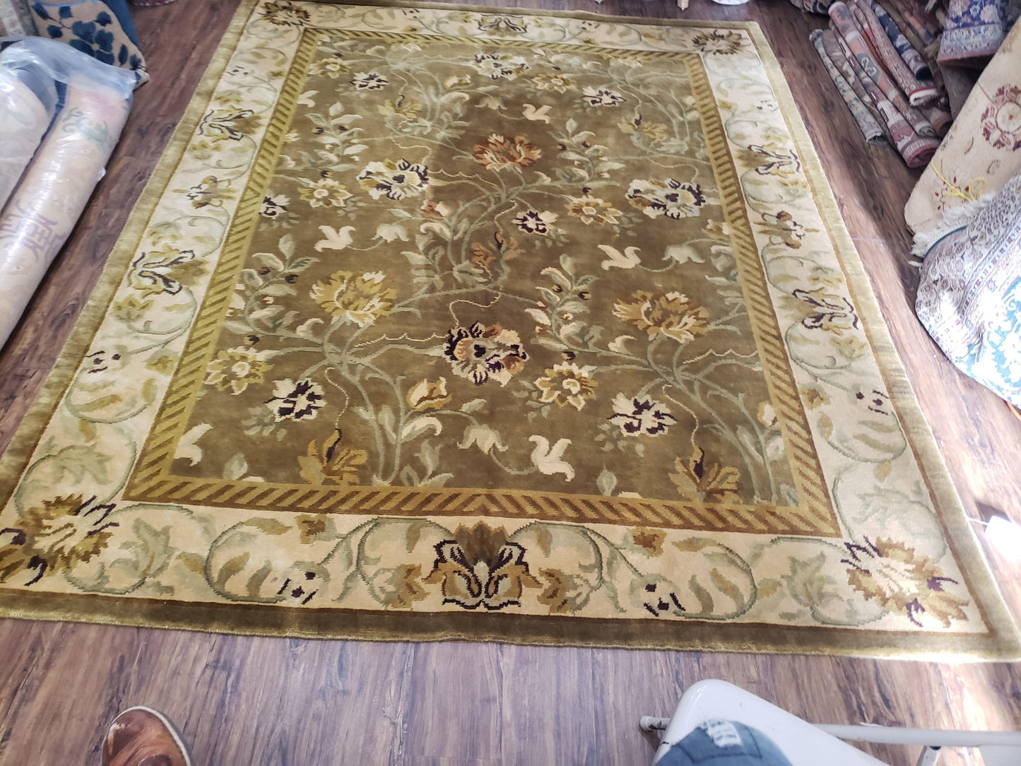 Premium Tibetan Wool Rug 8x10 Hand Knotted Green Beige Floral Area Rug