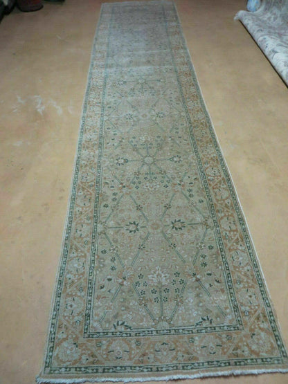 2' 8" X 12' SAFAVIEH Vintage Handmade Pakistan Wool Rug Runner Hand Knotted Wow