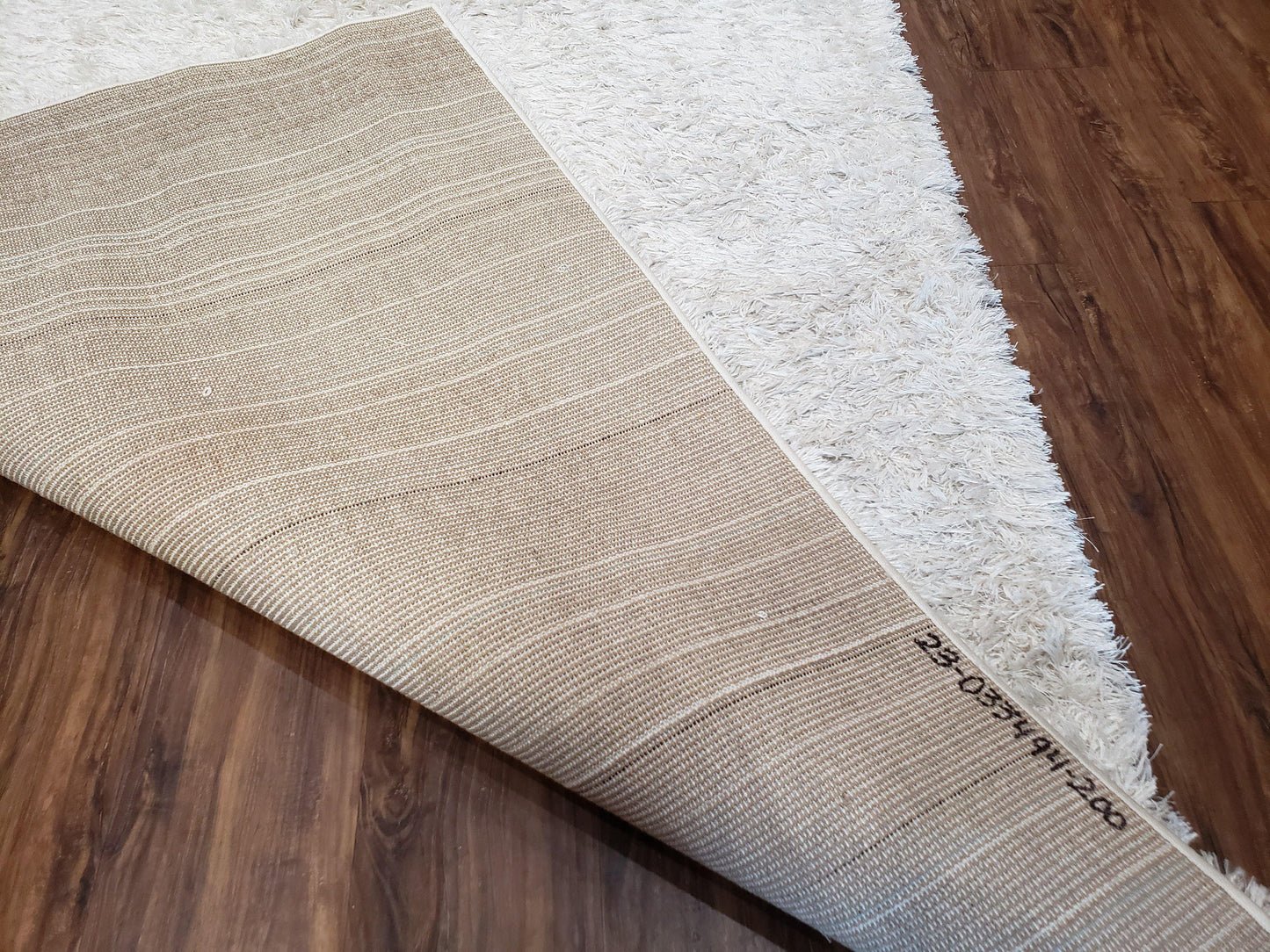 Safavieh Shag Rug 5x8, Pearl White Color, Isaac Mizrachi Shag Collection 5x7 Carpet, High Pile Soft Fluffly Bedroom Rug, Living Room Rug