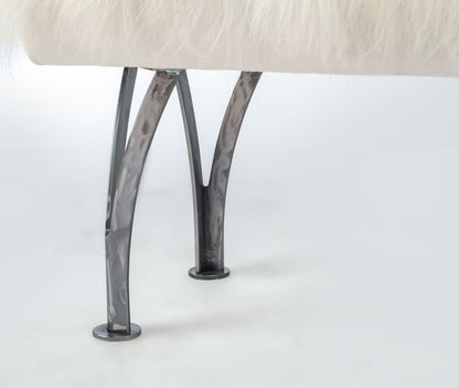 32″ Split Leg Bench (Icelandic Fur)
