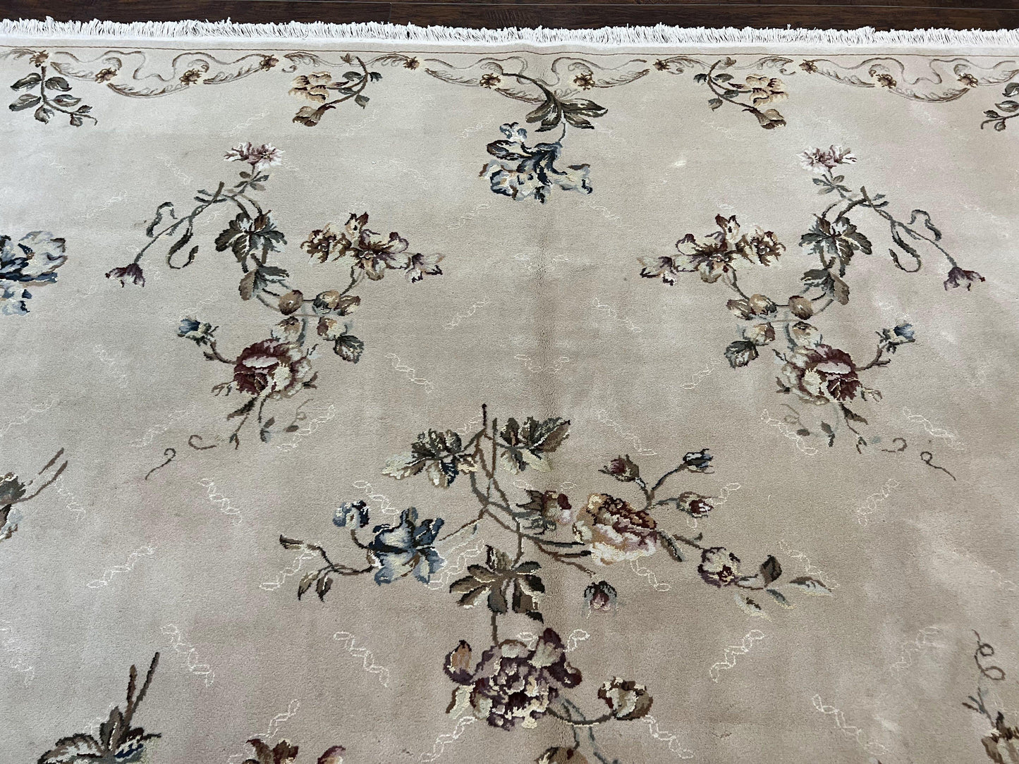 Handmade Chinese Aubusson Wool and Silk Rug 8x10 Vintage Beige Floral European Design