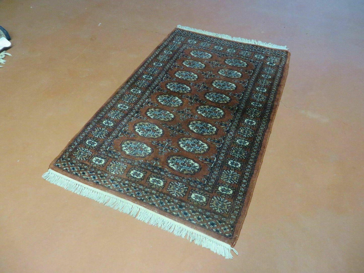 Turkoman Bokhara Wool Rug Vintage Handmade Pakistan 32x49 Fine Weave