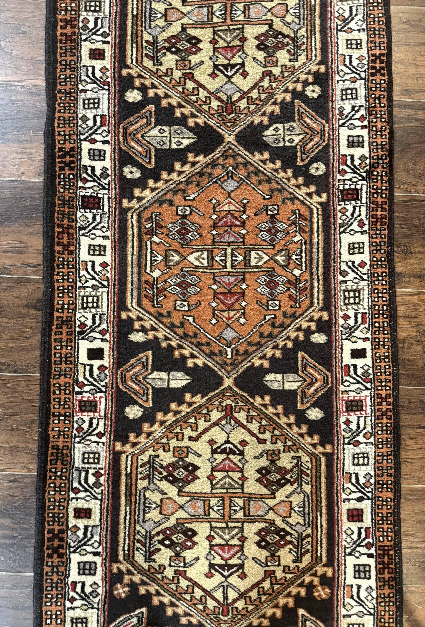 Persian Tribal Runner Rug Handmade Wool Sarab Geometric Medallions