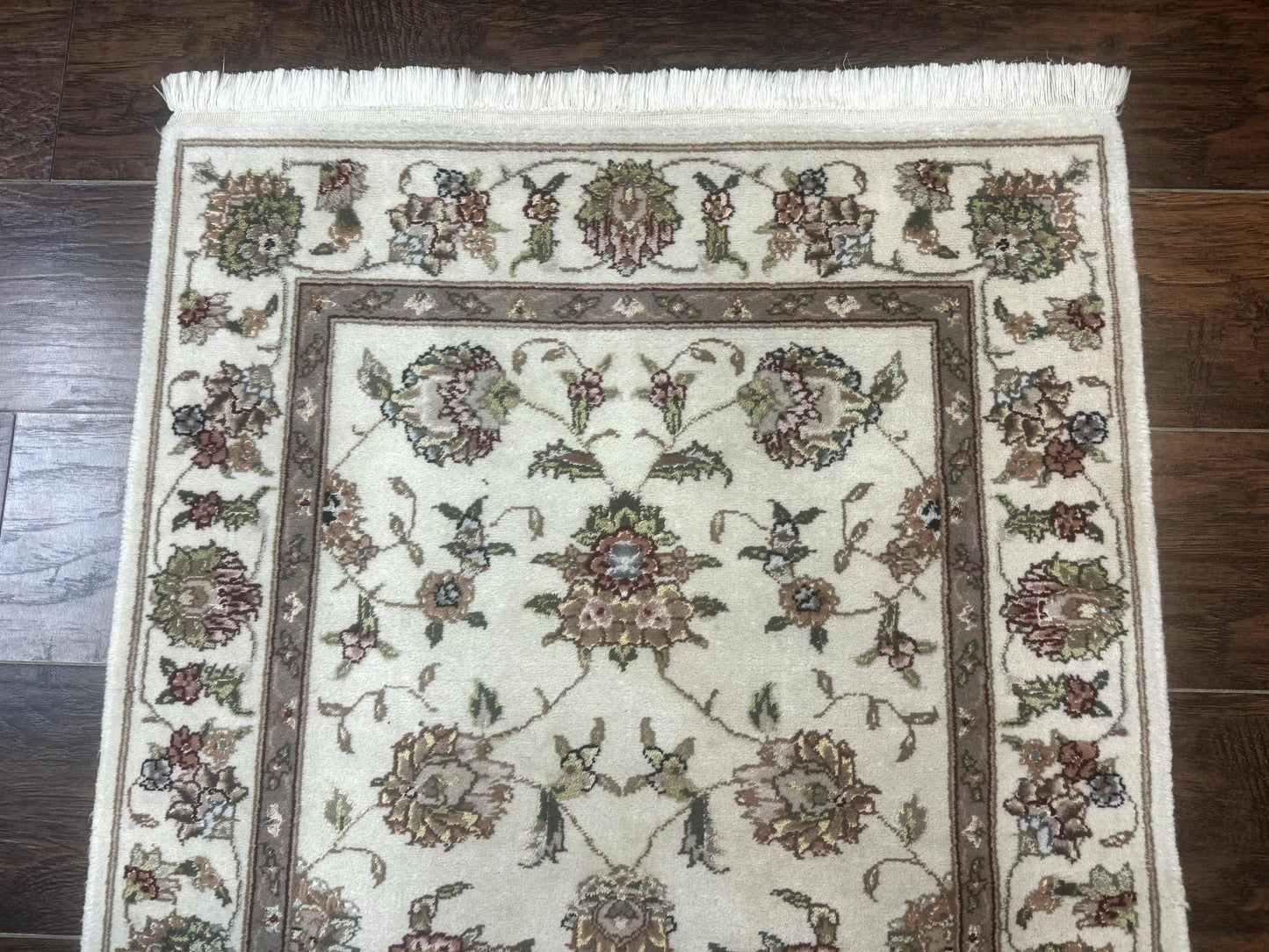 Pak Persian Runner Rug 2.6 x 8ft, Oriental Carpet for Hallway or Kitchen, Handmade, Wool and Silk Highlights