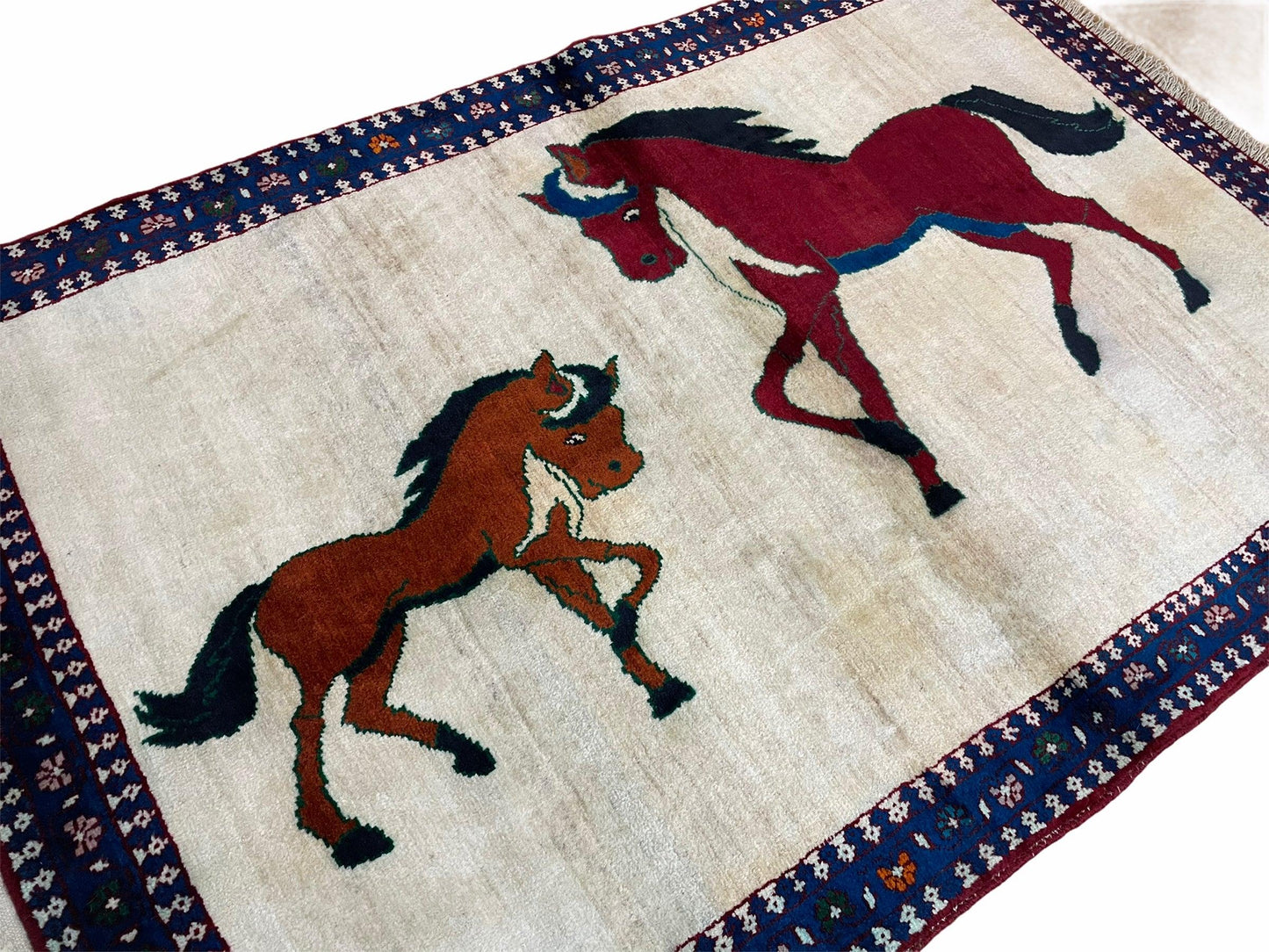 Handmade Wool Pictorial Horse Rug Hand Knotted 3.5 By 5 Brown