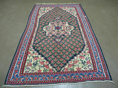 Turkish Kilim Flat Weave Rug Vintage Handmade Tribal Two Sided 3 Ft 11 In X 6 Ft 1 In