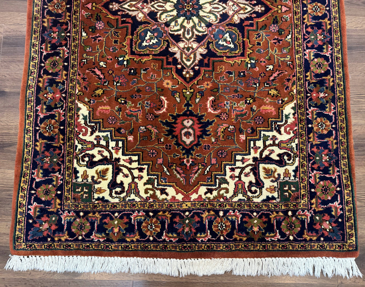 Indo Persian Heriz Rug 4x6 Handmade Wool Vintage Rust Red Navy Cream