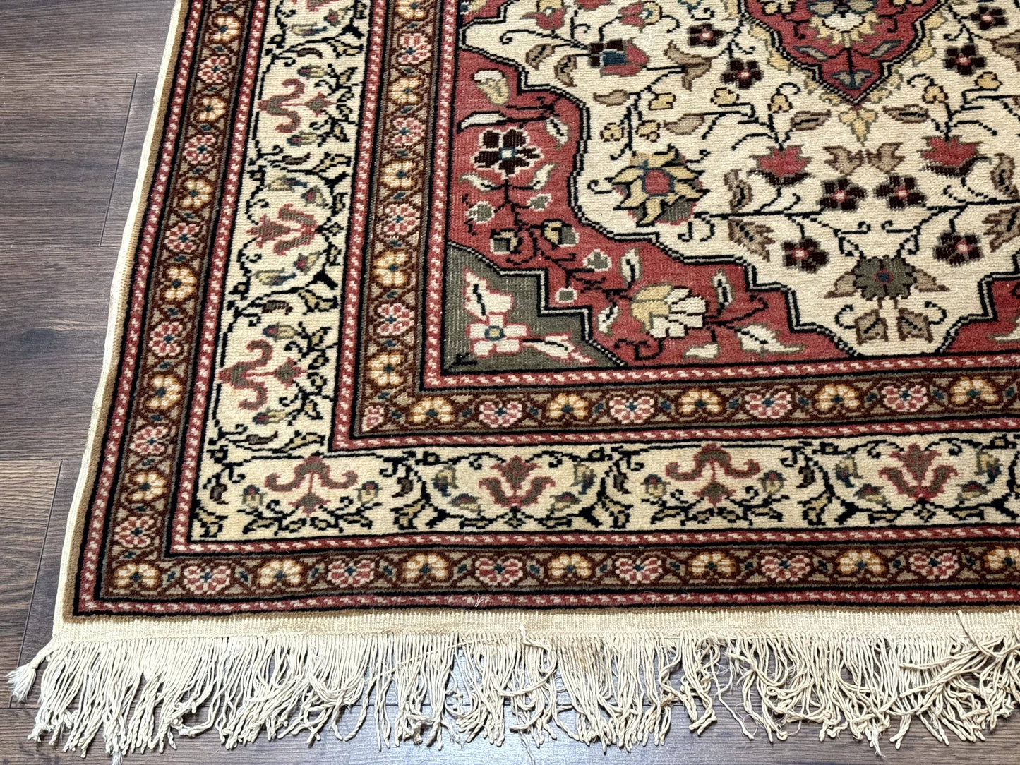 Turkish Sivas Rug 4x6, Floral Medallion, Beige Pink-Red Green, Handmade