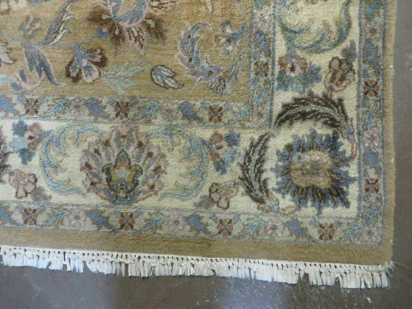Jaipur Vintage Wool Rug Handcrafted Indian Floral