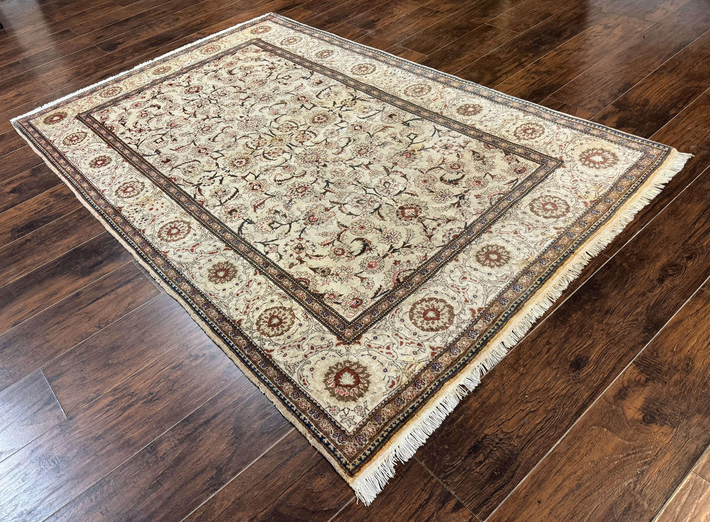 Persian Kashan Rug 5x7, Beige, Fine 250 KPSI