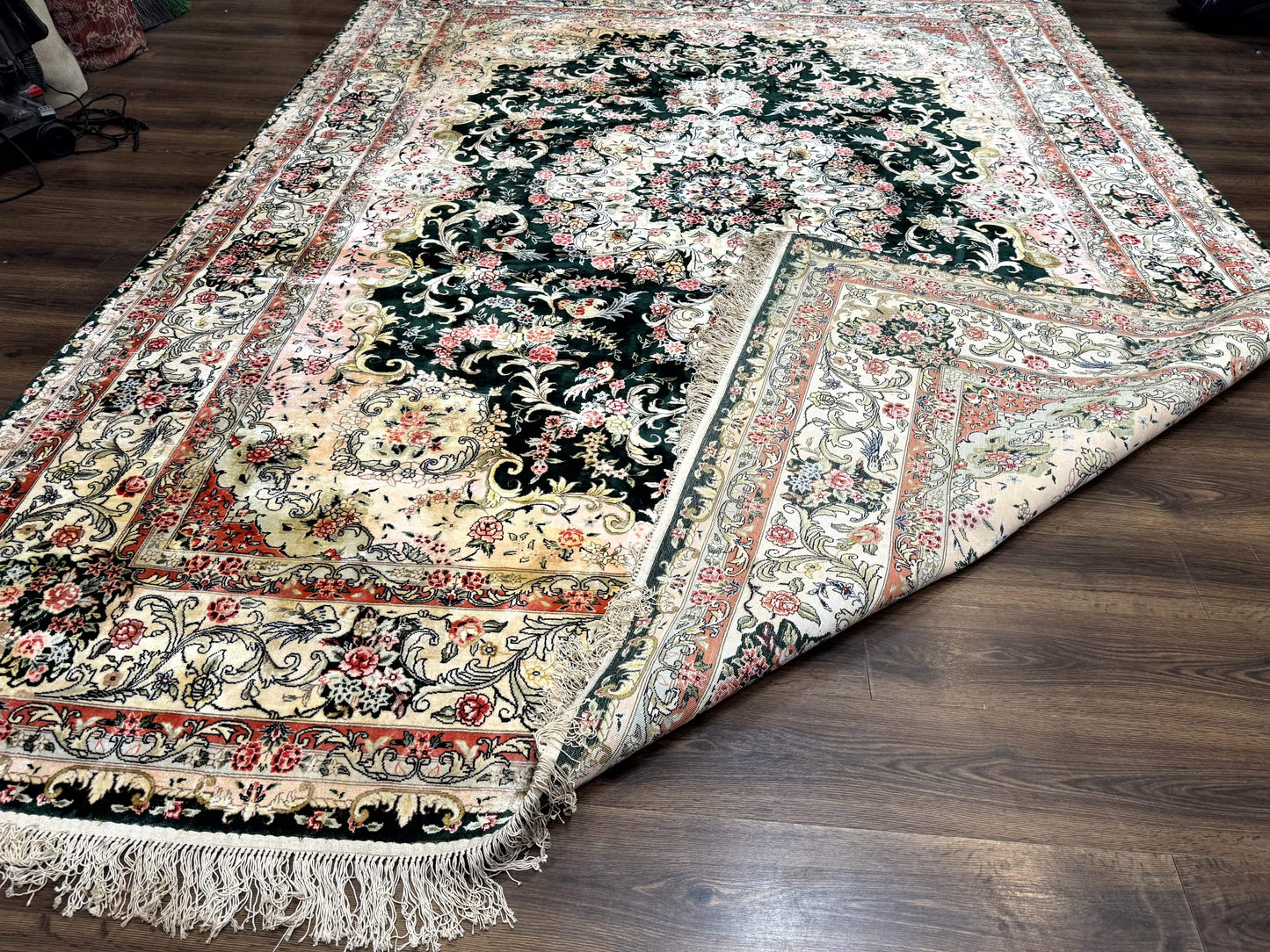 Kashmiri Silk Rug 9x12 Vintage Hand Knotted Carpet For Elegant Interiors