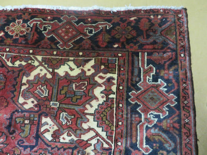 Persian Heriz Rug 8x11 Hand Knotted Wool Geometric Medallion Vintage