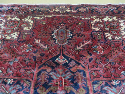 Persian Heriz Rug 8x11 Hand Knotted Wool Geometric Medallion Vintage