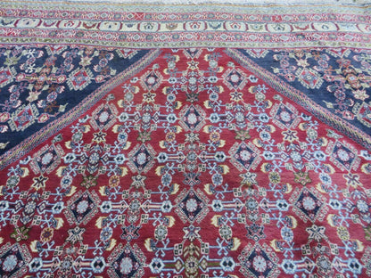 Persian Shiraz Rug Handmade Tribal Pattern