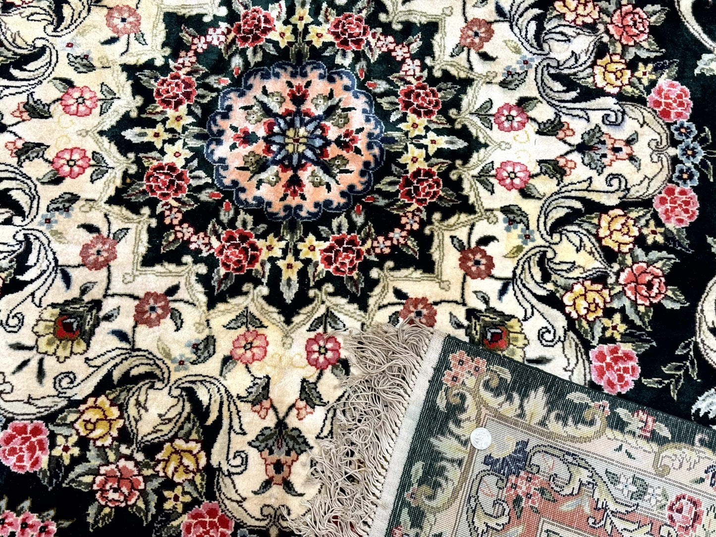 Kashmiri Silk Rug 9x12 Vintage Hand Knotted Carpet For Elegant Interiors