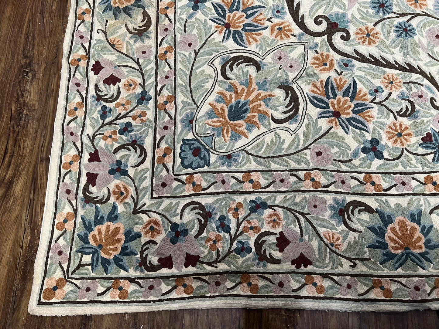 Hand Stitched Wool Rug Chain Stitched 9x12 Vintage Indian Medallion Rug