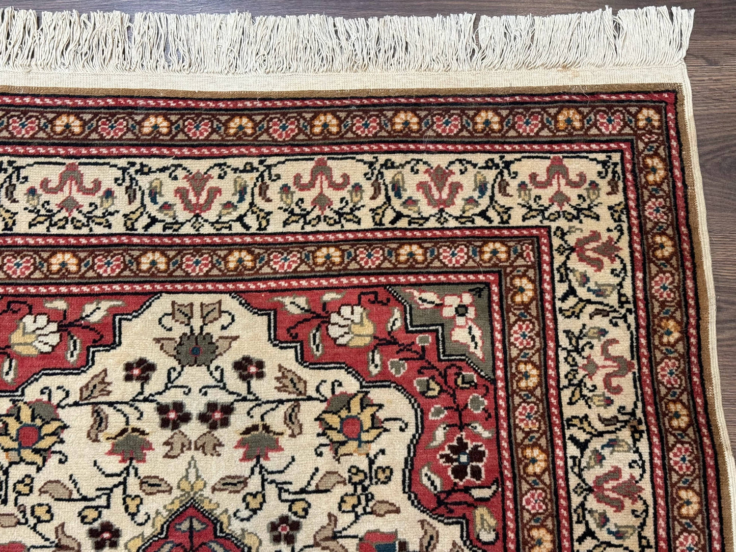 Turkish Sivas Rug 4x6, Floral Medallion, Beige Pink-Red Green, Handmade