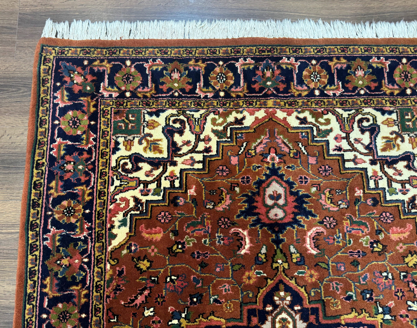 Indo Persian Heriz Rug 4x6 Handmade Wool Vintage Rust Red Navy Cream