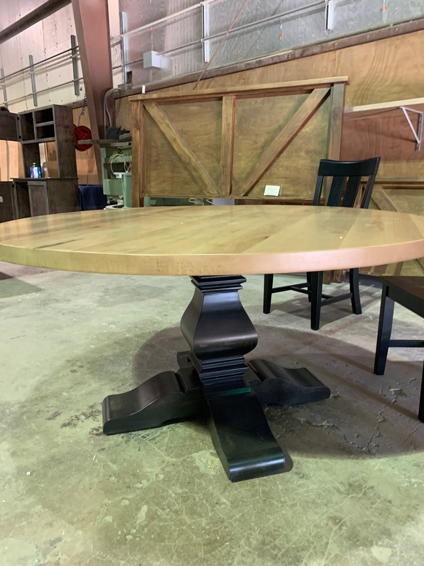 Banks Pedestal Round Dining Table With Kiln Maple Top And Oak Option