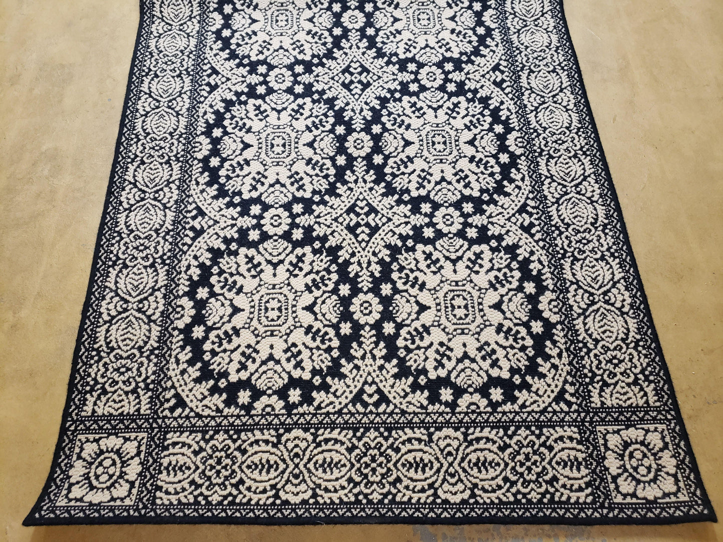 Power-Loomed Rug 4x6 Navy Ivory Oriental Carpet Wool Acrylic Blend