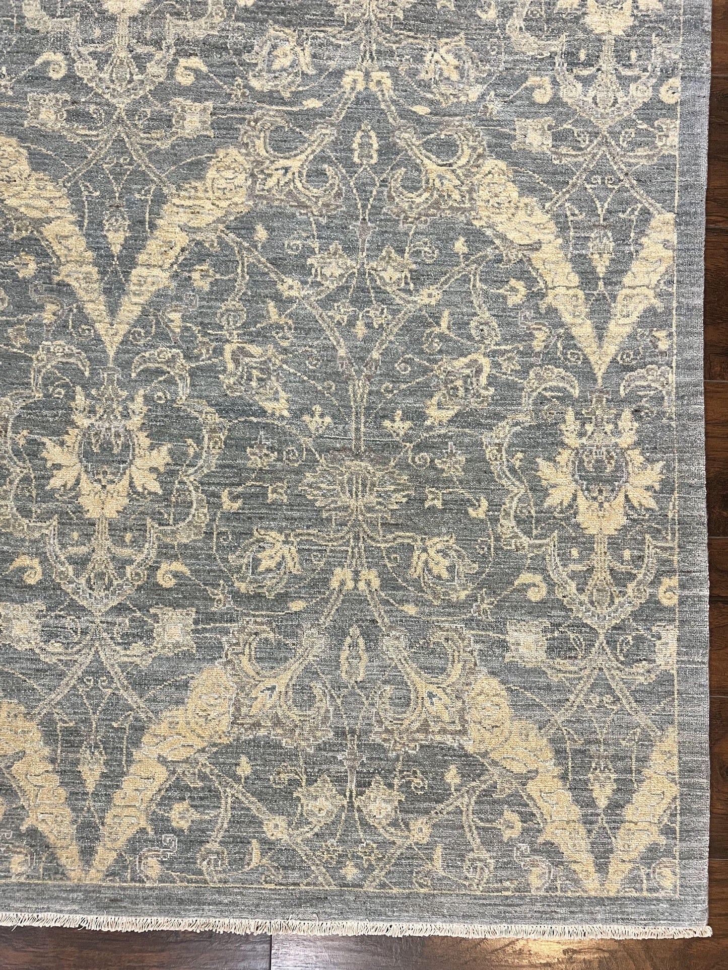 Handmade Pakistani Wool Rug 5x6.6 Floral Pattern Spanish Style Vintage Charm