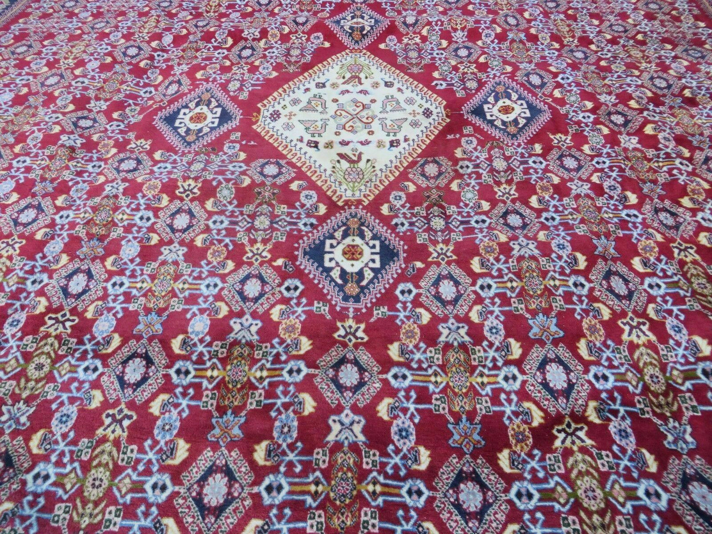 Persian Shiraz Rug Handmade Tribal Pattern